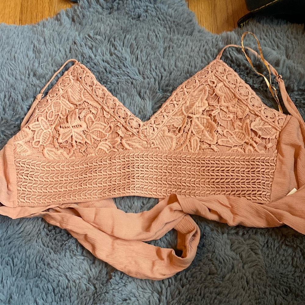 Aeropostale tie top